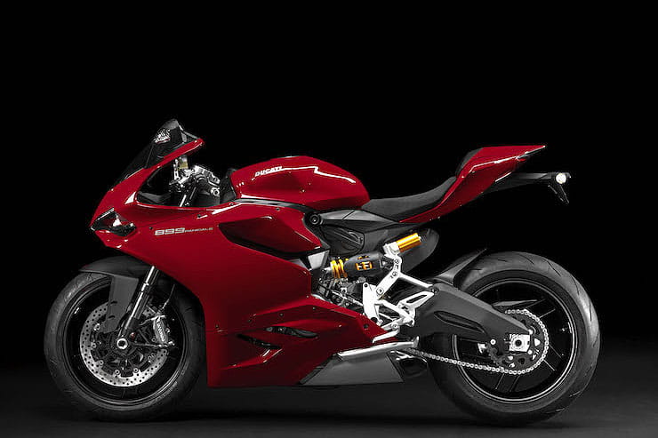 Ducati has always been known for producing high-performance motorcycles that are both beautiful and powerful. The Panigale 899 is no exception, and it's one of the most sought-after bikes on the market today. In this article, we'll be taking a closer look at the Ducati Panigale 899, including its features, specs, and price. Design and Features The Ducati Panigale 899 is a stunning bike that's designed to turn heads. The bike boasts a sleek and aerodynamic design that's both elegant and aggressive. It features a slim and compact body that's crafted from lightweight materials to keep the weight down and improve performance. The bike also comes equipped with a range of advanced features that make it a joy to ride. It's fitted with a quick-shifter that allows for seamless gear changes, a slipper clutch that reduces rear wheel chatter when downshifting, and a ride-by-wire throttle system that delivers precise and responsive power. Performance and Specs The Panigale 899 is powered by an 898-cc L-twin engine that produces 148 horsepower and 73 lb-ft of torque. This engine is mated to a six-speed transmission that allows for smooth and quick shifts. The bike is also equipped with a range of performance-enhancing features, including a lightweight frame, a single-sided swingarm, and fully adjustable suspension. The bike's handling is also top-notch, thanks to its advanced braking system and sophisticated electronics. The Panigale 899 comes equipped with Brembo monoblock brakes that provide excellent stopping power, and it's also fitted with Ducati's advanced traction control and ABS systems. Price and Availability The Ducati Panigale 899 is a premium motorcycle that comes with a premium price tag. When it was first released in 2014, it had a starting price of around $15,000. However, as it's now a used motorcycle, it's possible to find it for a lower price. The current price of a used Panigale 899 can vary depending on the condition, mileage, and location. Commonly Asked Questions Q: How does the Ducati Panigale 899 compare to other bikes in its class? The Panigale 899 is known for its exceptional performance and handling, and it's often regarded as one of the best bikes in its class. Q: Is the Ducati Panigale 899 suitable for beginners? The Panigale 899 is a powerful and high-performance bike that's better suited for experienced riders. Q: What's the fuel economy of the Ducati Panigale 899? The Panigale 899 has a fuel economy of around 30-35 mpg, depending on the riding conditions. Q: What's the top speed of the Ducati Panigale 899? The Panigale 899 has a top speed of around 170 mph, making it one of the fastest bikes in its class. Ducati has always been known for producing high-performance motorcycles that are both beautiful and powerful